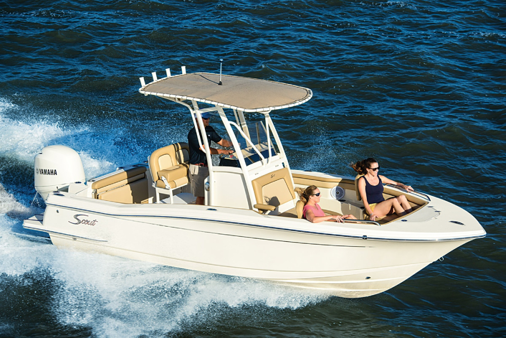 Scout Scout 215 XSF – Power, Performance, and Premium Design