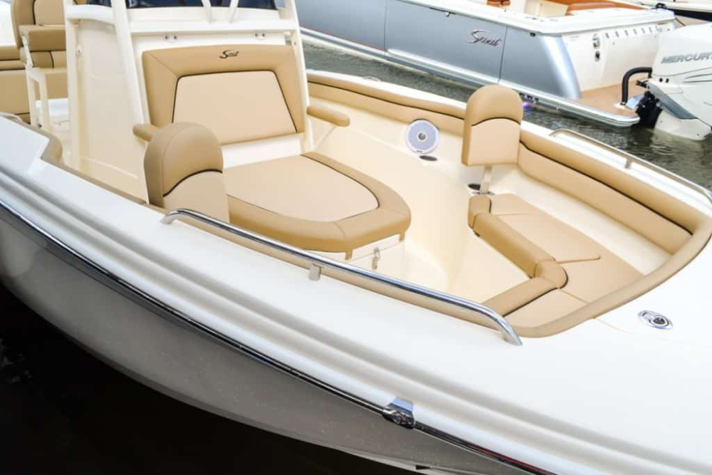 sunrise-boat-rentals-fort-Lauderdale-Scout-XSF-215-2