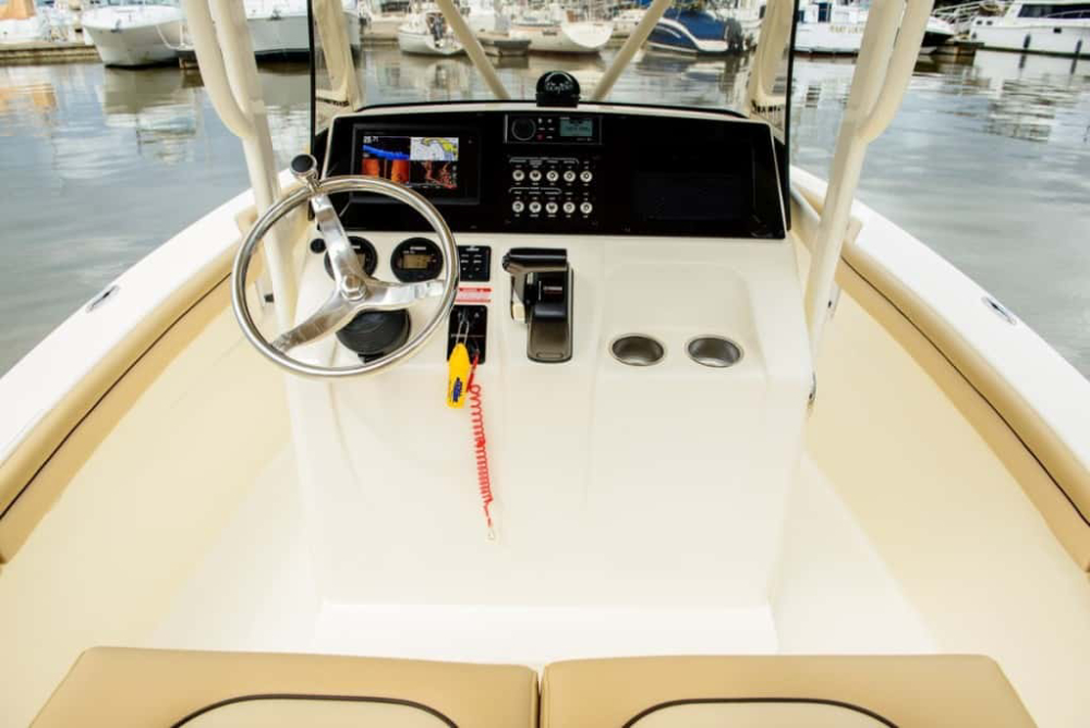 sunrise-boat-rentals-fort-Lauderdale-Scout-XSF-215-6
